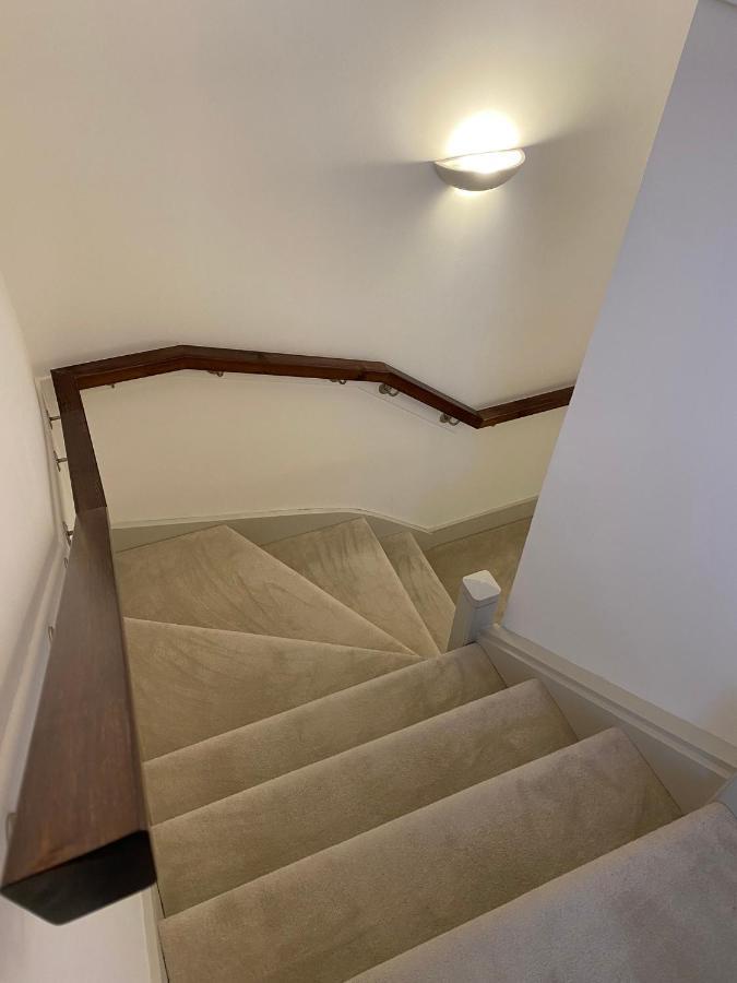Inverness Great Glen Town House, 5 Minute Drive From Town Centre エクステリア 写真