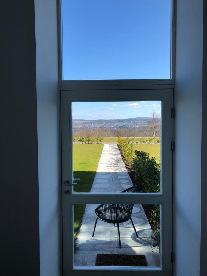 Inverness Great Glen Town House, 5 Minute Drive From Town Centre エクステリア 写真
