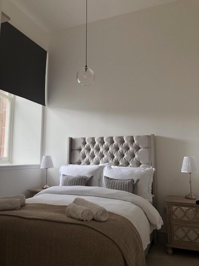 Inverness Great Glen Town House, 5 Minute Drive From Town Centre エクステリア 写真
