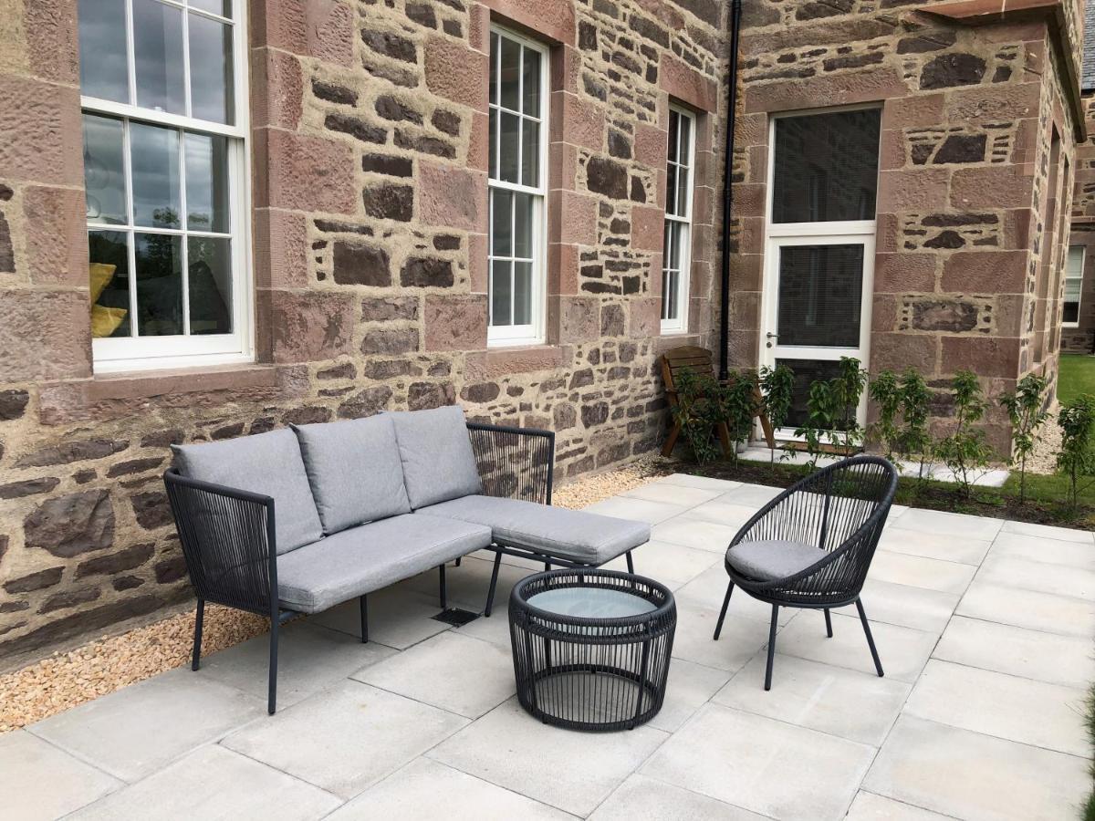 Inverness Great Glen Town House, 5 Minute Drive From Town Centre エクステリア 写真