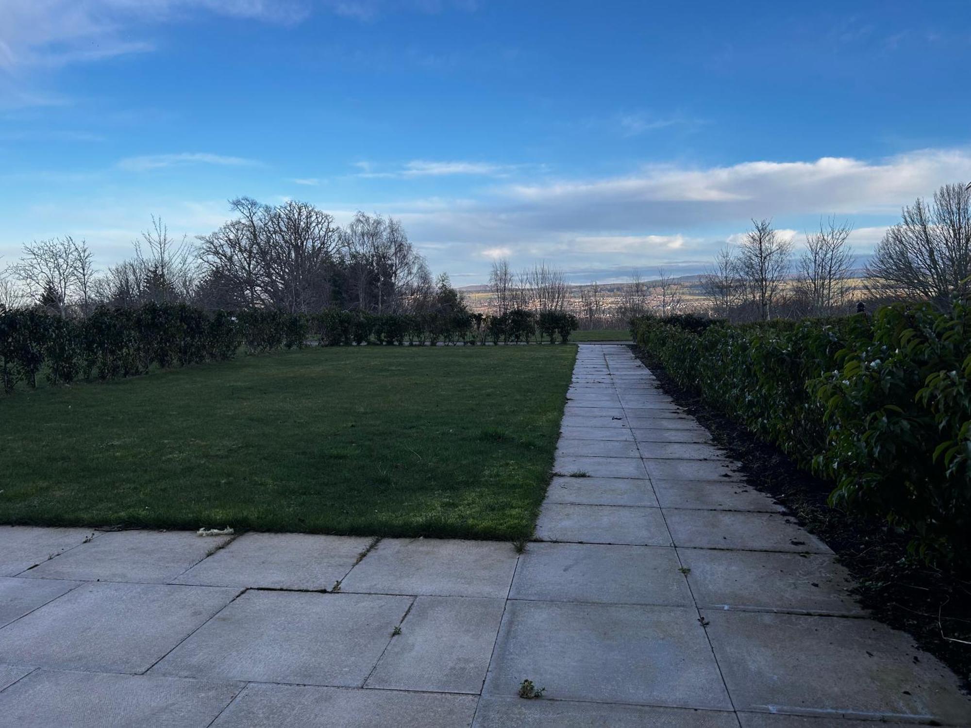 Inverness Great Glen Town House, 5 Minute Drive From Town Centre エクステリア 写真