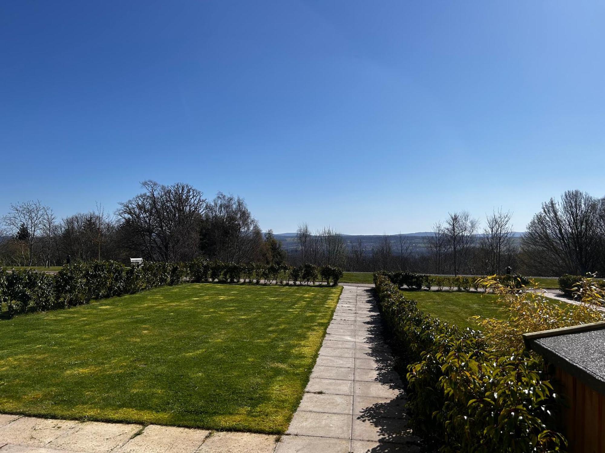 Inverness Great Glen Town House, 5 Minute Drive From Town Centre エクステリア 写真