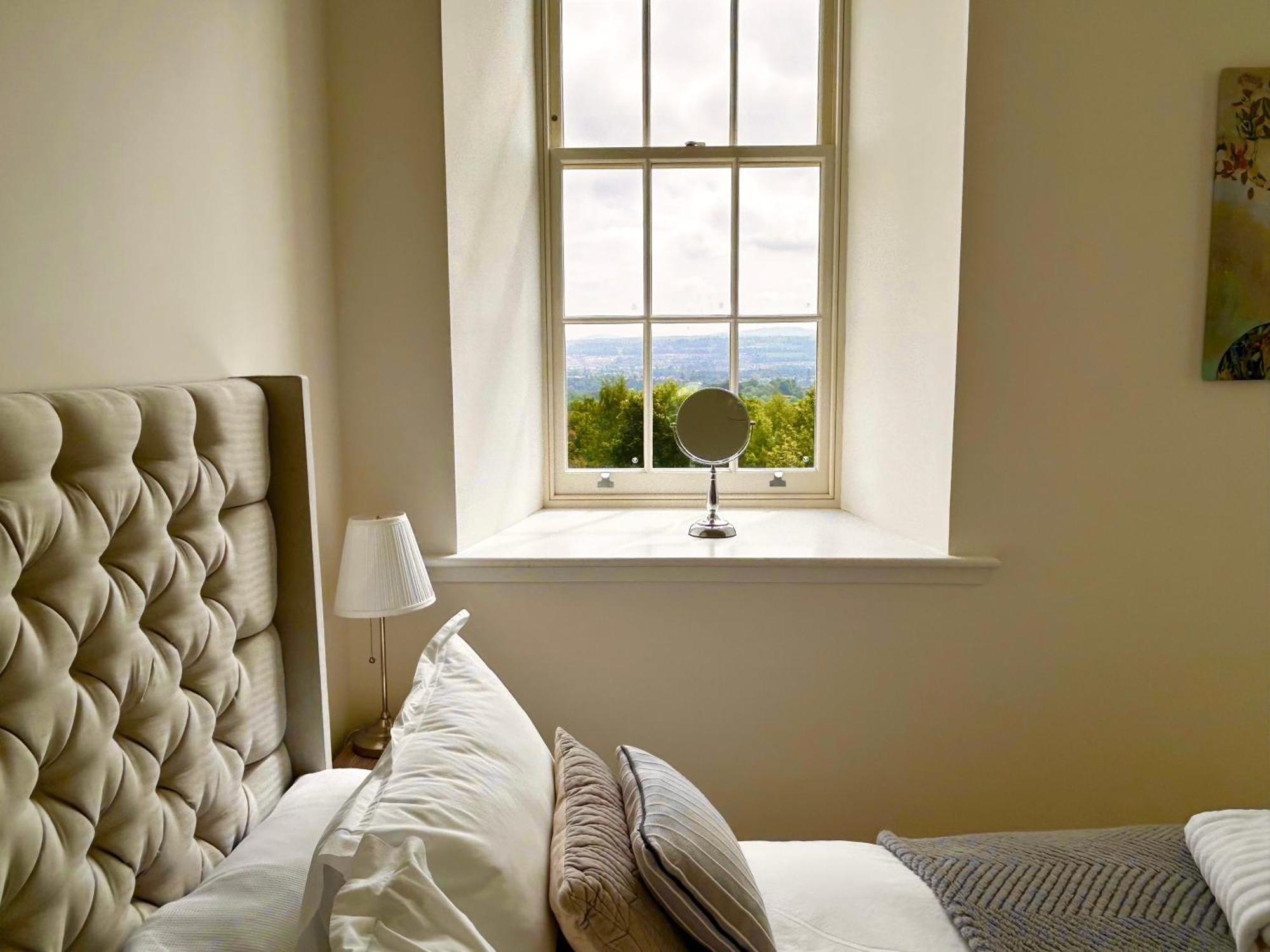 Inverness Great Glen Town House, 5 Minute Drive From Town Centre エクステリア 写真